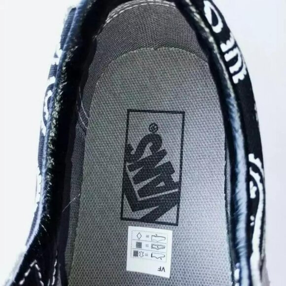 Vans Women's Sk8-Low Suede/Canvas Sneaker in Wonderful Paisley Gray/True White - Picture 8 of 12